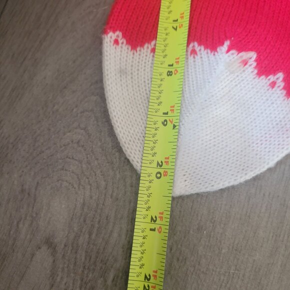 Vintage ROC Christmas Knitted Stockings Set Of 2 Angel & Bear Designs Red/White - Picture 7 of 9